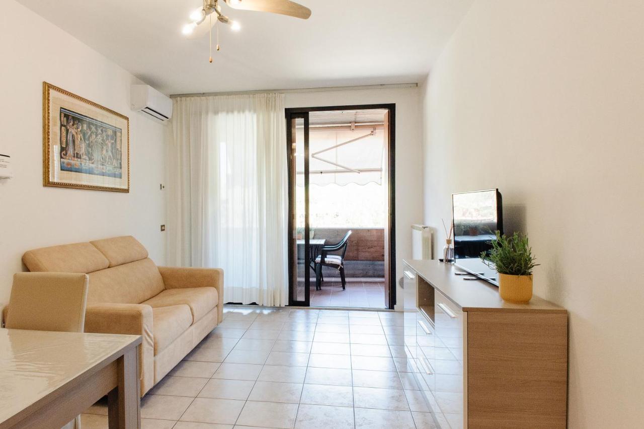 Appartamento Afrodite Desenzano del Garda Luaran gambar